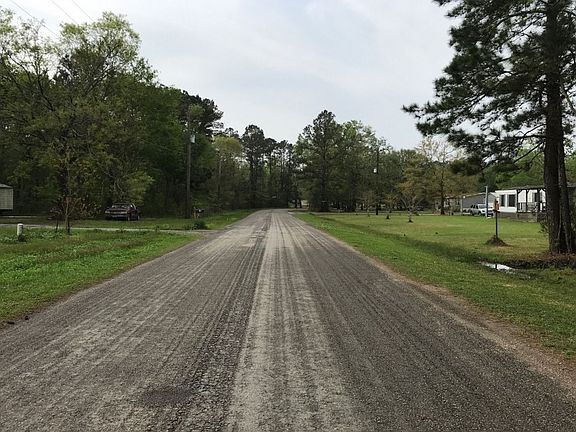 4th image of 5608 Woodland Dr