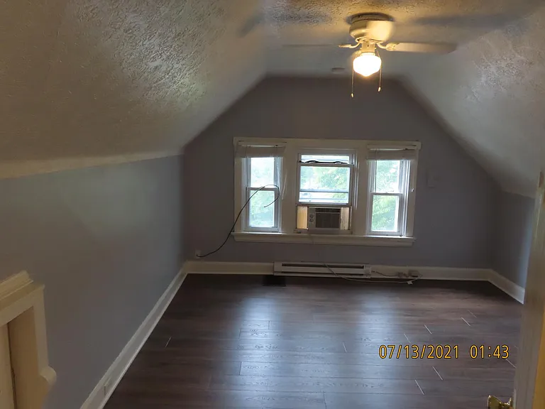 3242 Linwood Ave #3 & 2-& — Photo 6