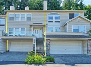 9800 Riverbend Dr UNIT D102, Bothell, WA 98011