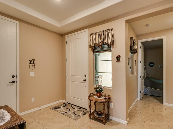 4th image of 8439 N 171st Dr