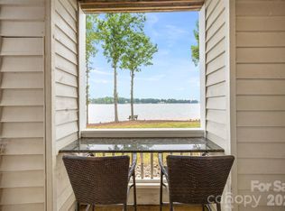 907 Southwest Dr, Davidson, NC 28036