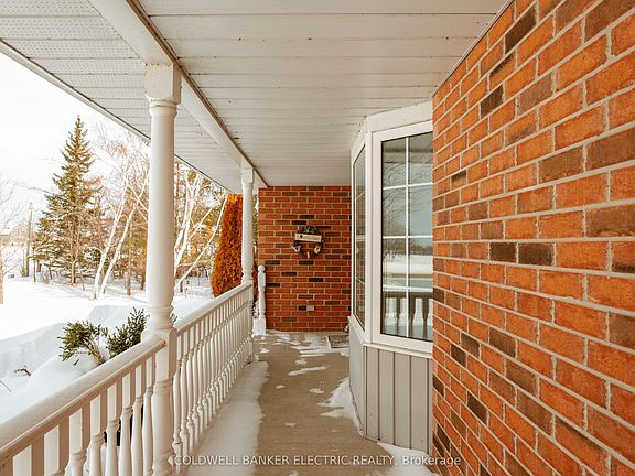 4th image of 538 Portage Rd