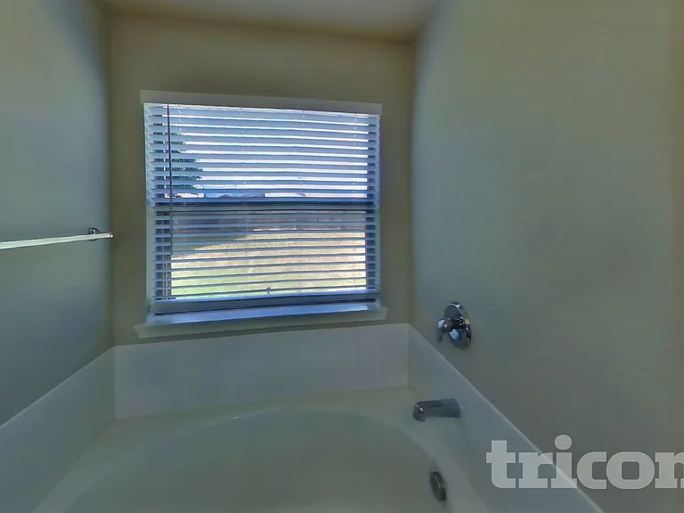 8621 Sagebrush Trl — Photo 9
