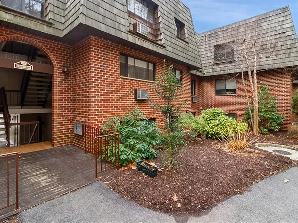 10 Briarcliff Drive S #5, Ossining, NY 10562