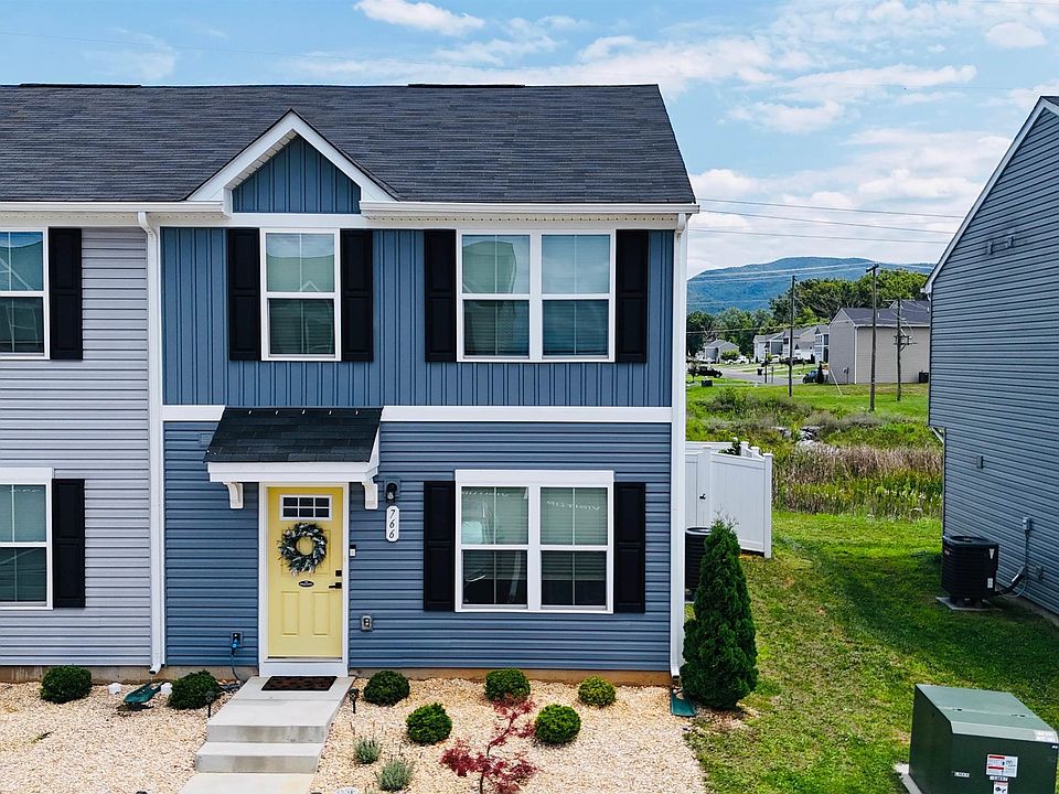 1st image of 766 Carson Cir