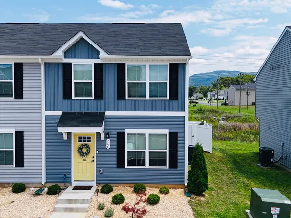766 Carson Cir, Grottoes, VA 24441
