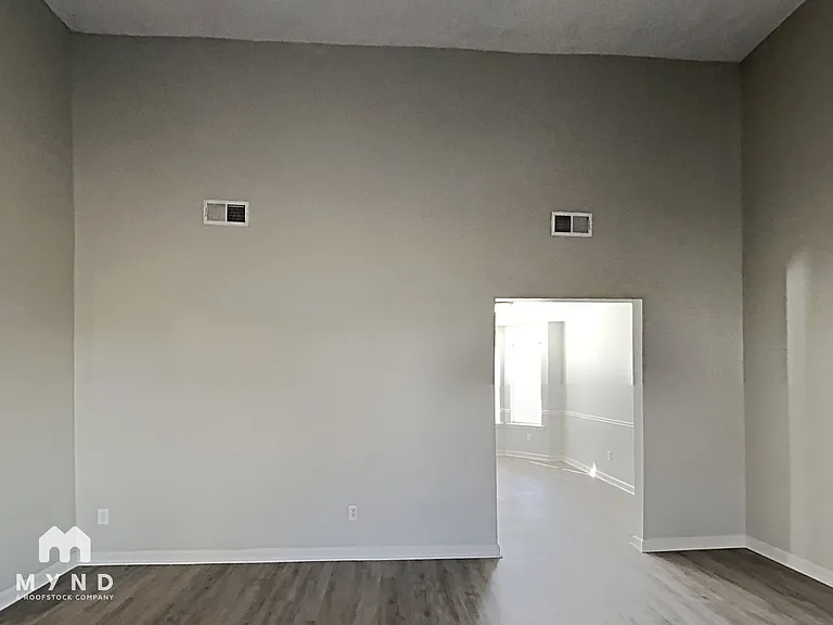 2079 Sugar Creek Falls Ct SE — Photo 14