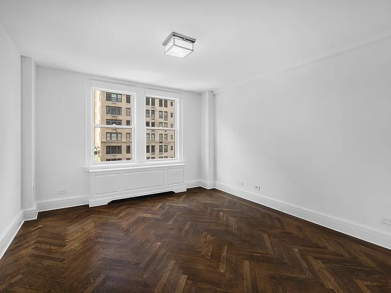1085 Park Ave #4B — Photo 15