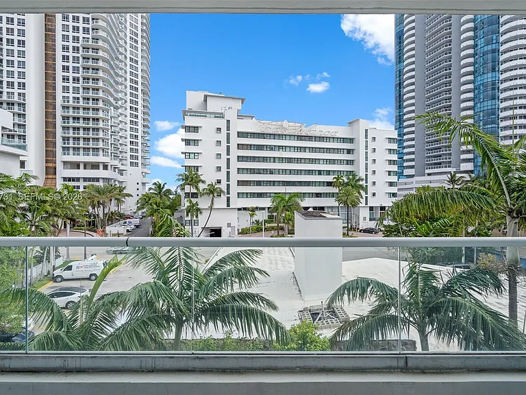 6362 Collins Ave #318 — Photo 22