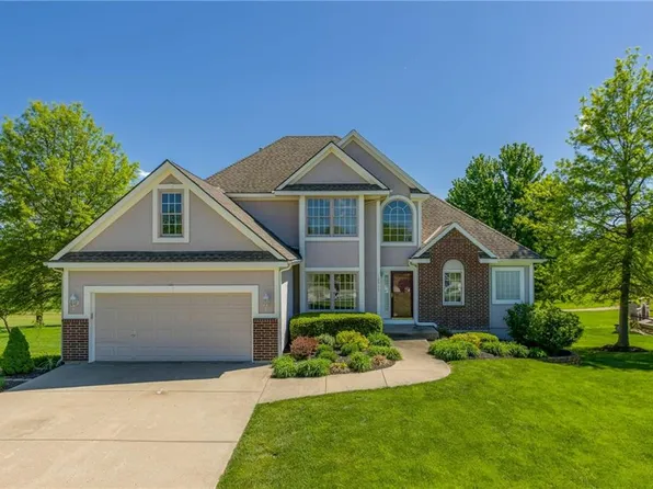 12515 Hollingsworth Rd, Kansas City, KS 66109