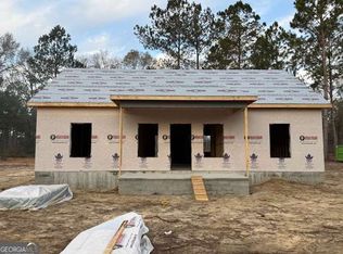 251 Ford St, Poulan, GA 31781