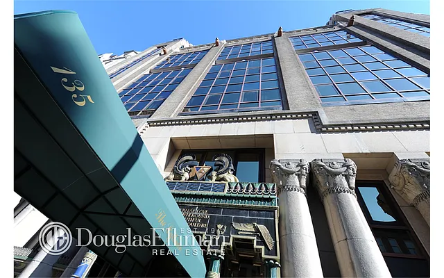 Rented by Douglas Elliman | media 24