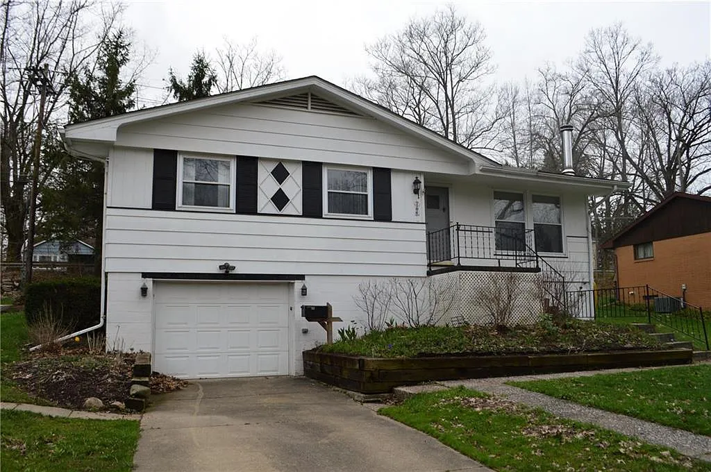 106 Brookview Dr photo 1