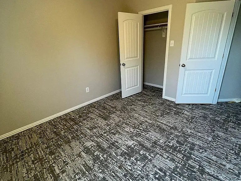 8107 Arbor Ave — Photo 11