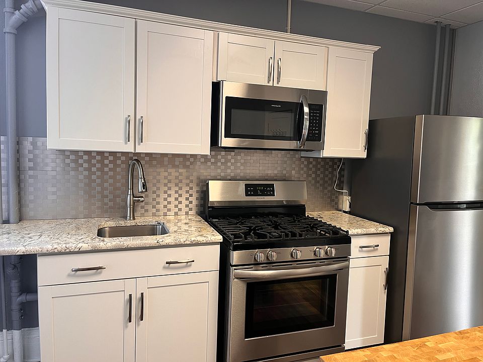 1st image of 203 Farnsworth Ave APT 2