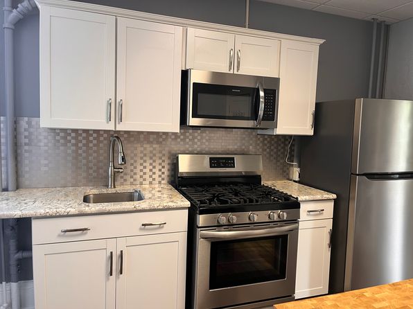 203 Farnsworth Ave APT 2