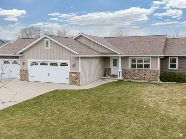 N2320 Heavenly Dr, Greenville, WI 54942