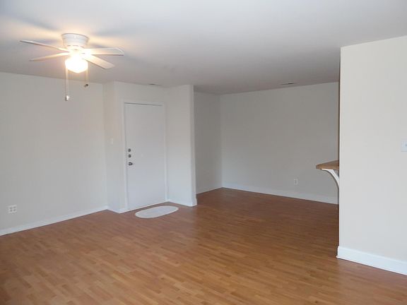 Entry/Living Room/Dining Room