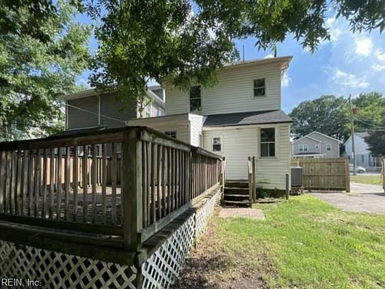 2nd image of 522 W 27th St
