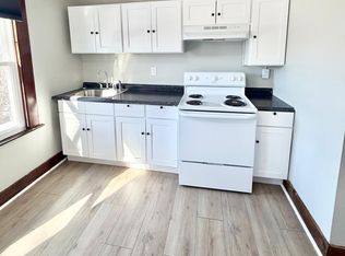 20 Young St #3, New Haven, CT 06511