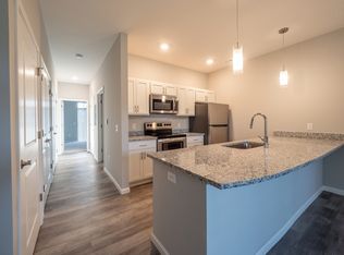 VC Station Apartments, Akron, OH 44312