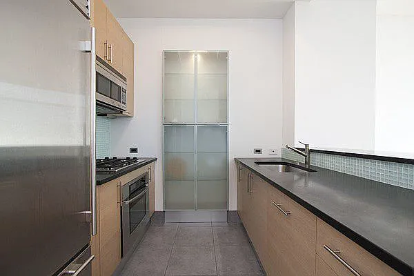 Sold by Nest Seekers International | media 2