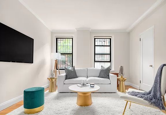 4th image of 134 W 93rd St APT 1C