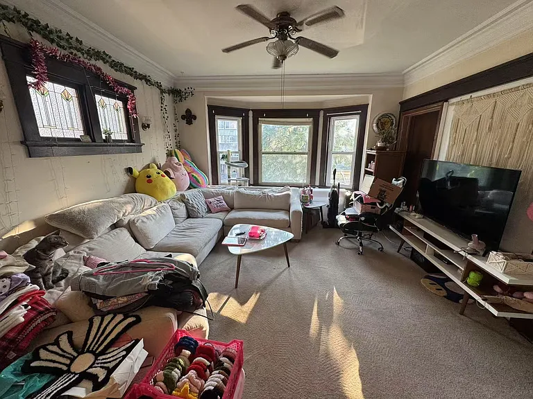 3356 N Oakland Ave — Photo 9