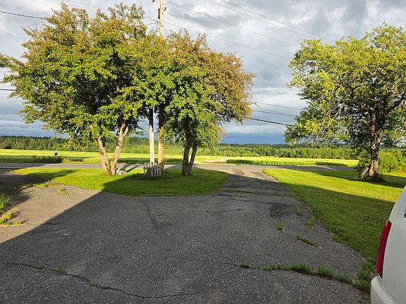 5th image of 808 Madawaska Road