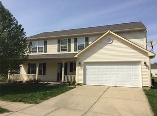 10040 Sundown Ln, Avon, IN 46123
