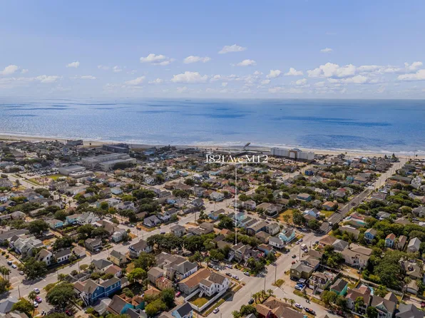 1821 Avenue M 1/2, Galveston, TX 77550
