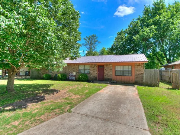 422 E Kennedy St, Lexington, OK 73051