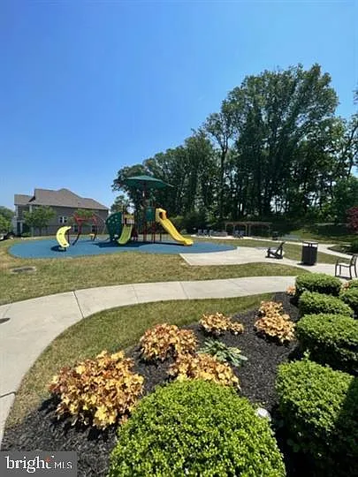 733 Sun Valley Ct — Photo 39