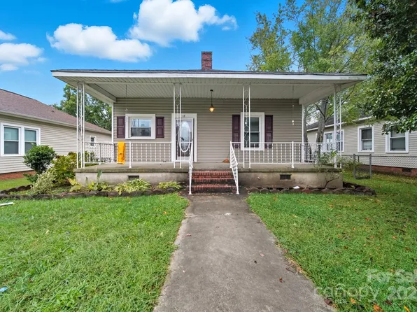 13 Maple Ave, Gastonia, NC 28054