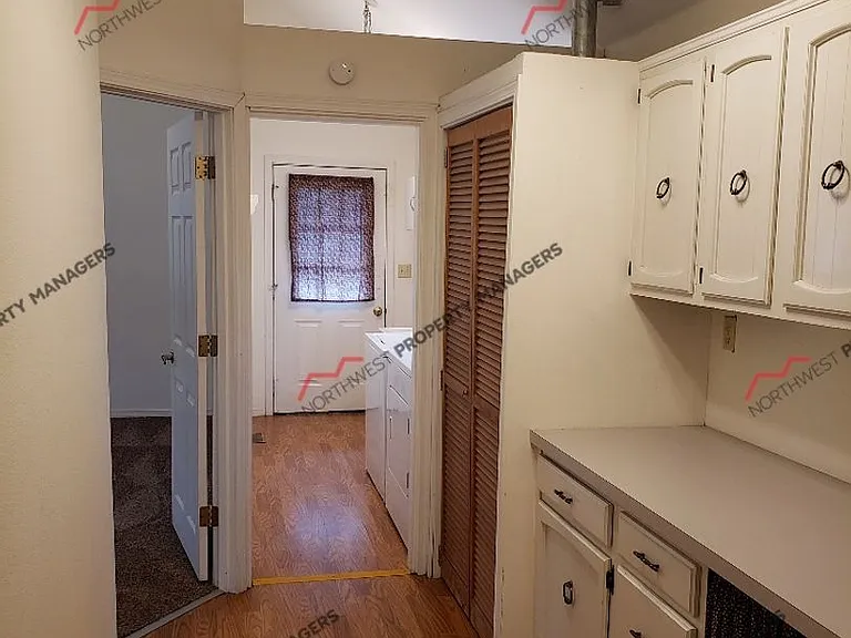 41 SW 3rd St — Photo 17