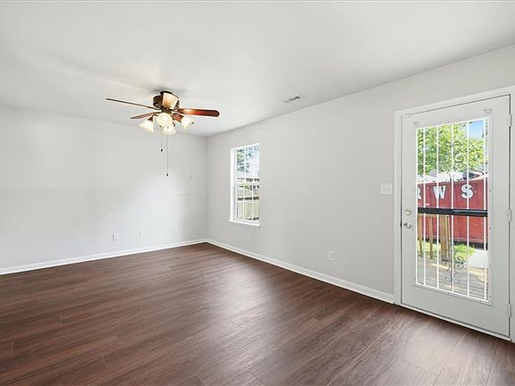 2nd image of 930 Sutton St
