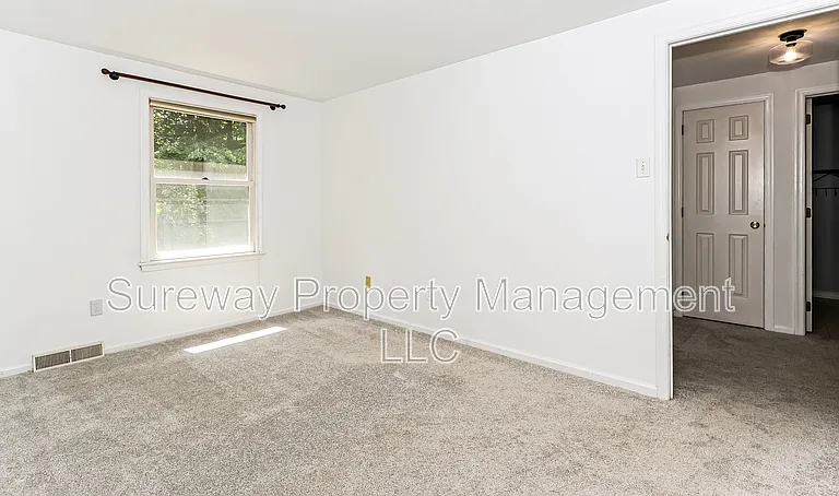 329 Catch Penny Ln — Photo 14