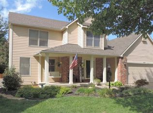 903 Summerfield Ct, Lawrence, KS 66049