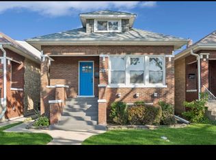 5646 W Waveland Ave #1, Chicago, IL 60634
