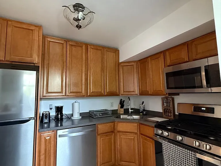 5934 Mayflower Ct — Photo 5