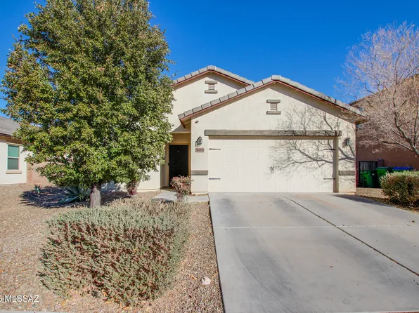 8268 W Screech Owl Dr, Tucson, AZ 85757