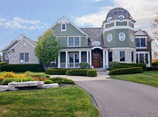 1066 Cahill Ln, Lake Forest, IL