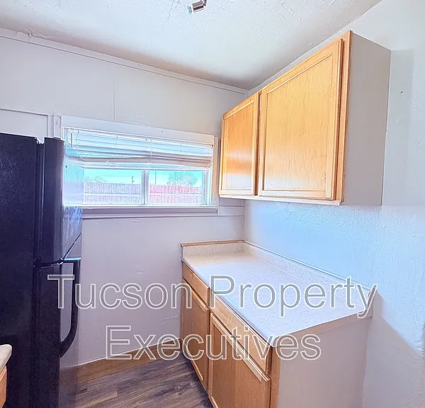 234 E 32nd St #7 — Photo 3