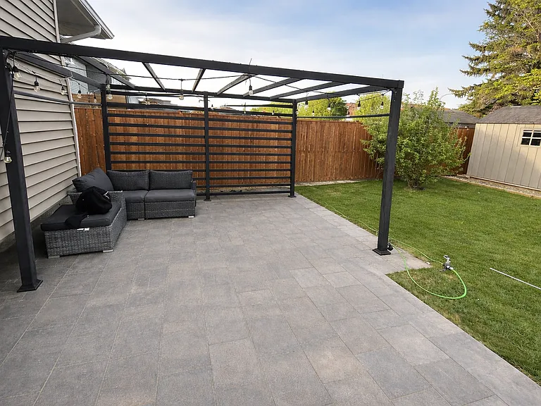 146 Palliser Ct — Photo 6