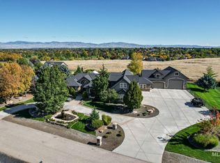 3918 E Vantage Pointe Ln, Meridian, ID 83642
