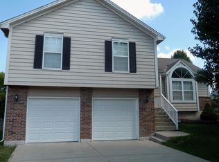 2528 SE Kimbrough Pl, Lees Summit, MO 64063