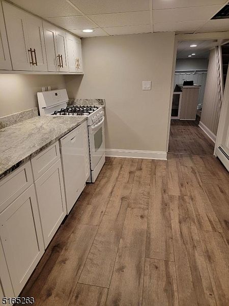 1st image of 419 Montclair Ave #2