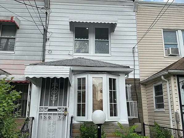 15070 Foch Blvd, Jamaica, NY 11434