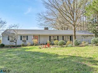 672 Simmons Gap Rd, Dyke, VA 22935