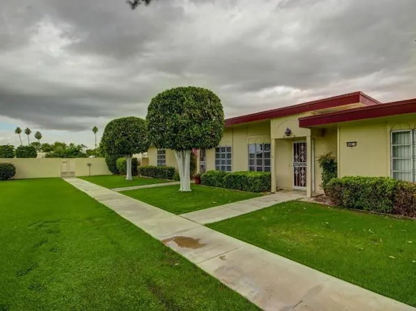 10040 W Royal Oak Rd #160, Sun City, AZ 85351